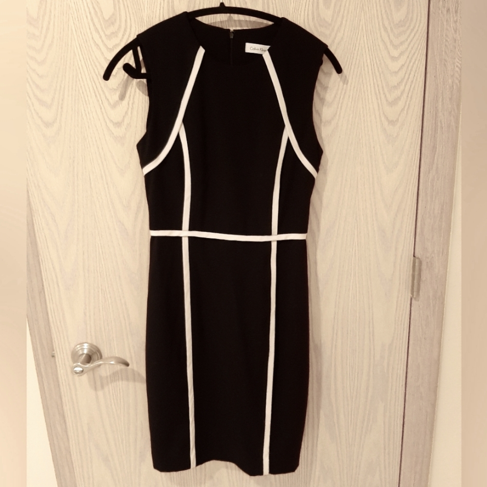 Calvin Klein Black Dress With White Trim Size 6